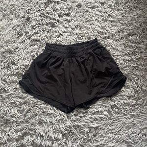 Lululemon Hotty hot shorts